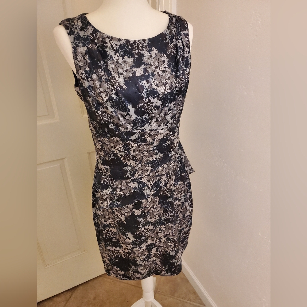 London Times Black and Gray Floral Mini Dress